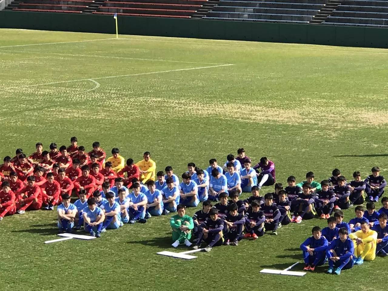 广岛三箭取得胜利，成为强劲对手！