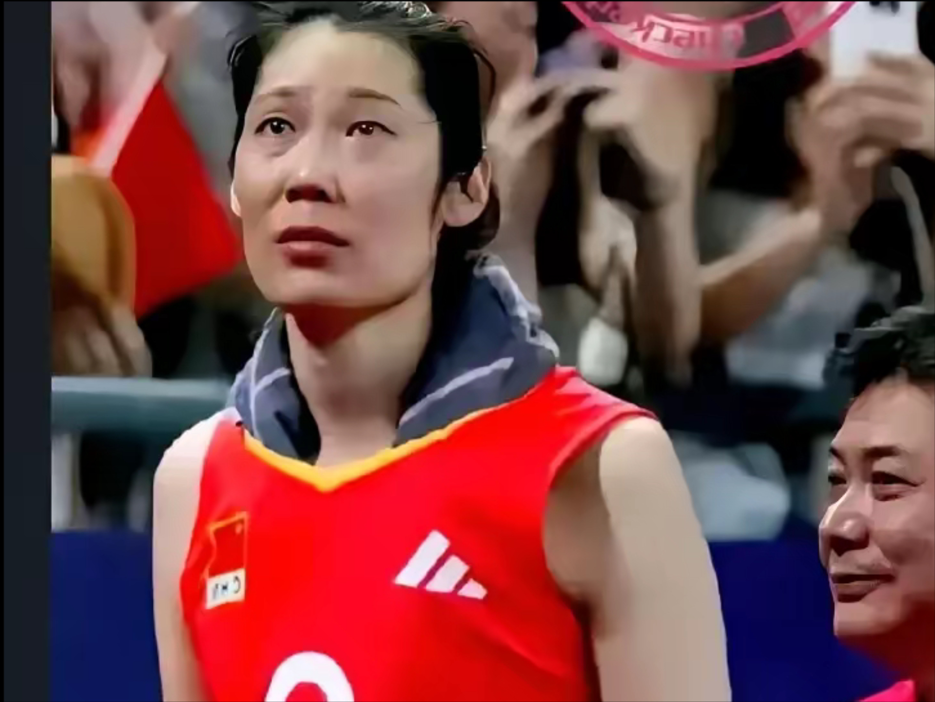 震撼！朱婷在田径赛场刷新纪录！